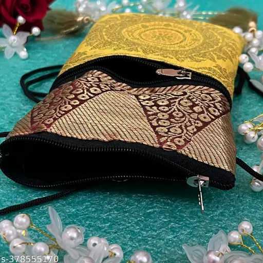 Handy Mobile Bags for Women: Eco-Friendly Fashion